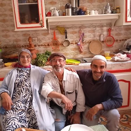 Maison D Hotes Tioute Chez Abdelmajid Bagian luar foto