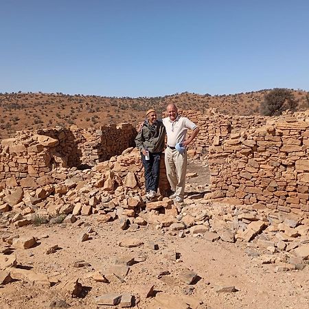 Maison D Hotes Tioute Chez Abdelmajid Bagian luar foto