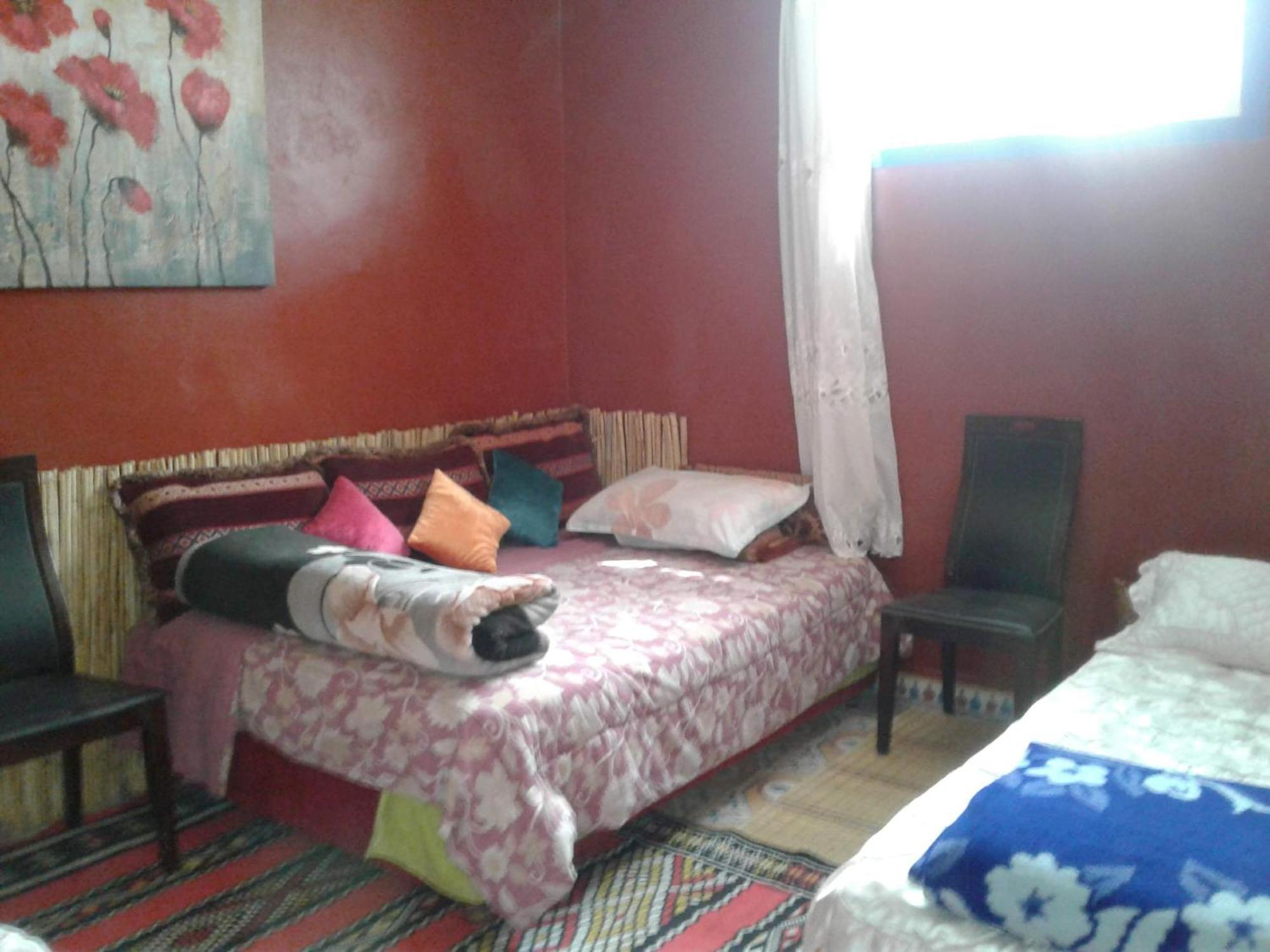 Maison D Hotes Tioute Chez Abdelmajid Bagian luar foto